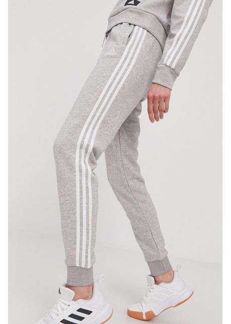 Adidas pantaloni gm8735 femei culoarea gri cu imprimeu