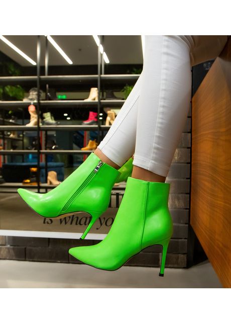 Botine dama aamna verzi