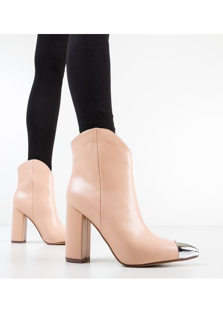 Botine svetonio bej
