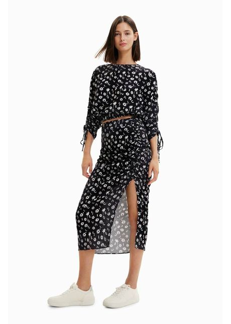 Desigual fusta culoarea negru midi drept