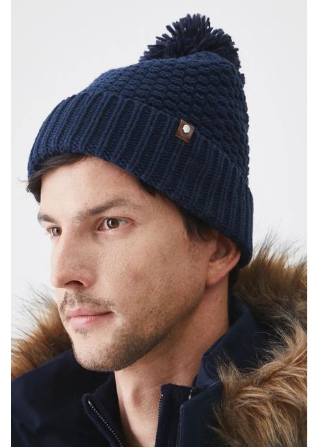 Medicine c ciul b rba i culoarea bleumarin din tricot gros