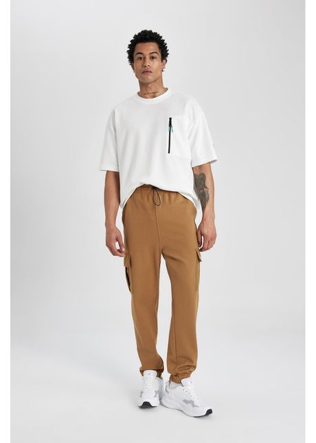 Pantaloni de trening cargo