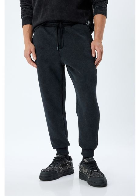 Pantaloni de trening cu buzunare laterale