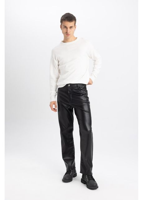 Pantaloni drepti din piele ecologica