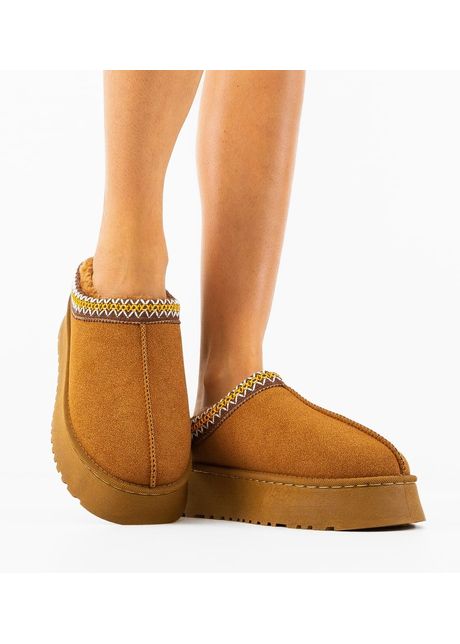 Papuci tip ug nilana camel