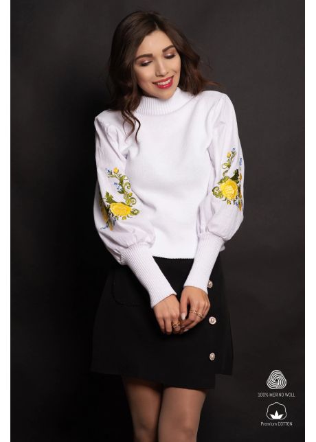 Pulover dama din bumbac alb cu maneci brodate cu trandafiri galbeni