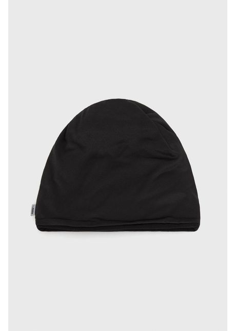 Puma caciula culoarea negru din tesatura neteda