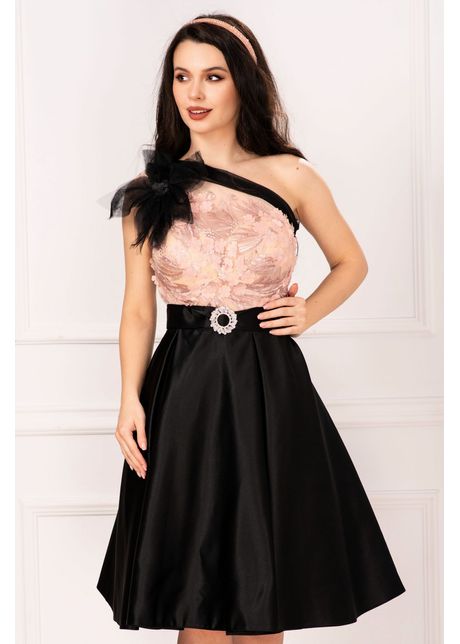 Rochie de lux eleganta din tafta in clos cu flori rose 3d