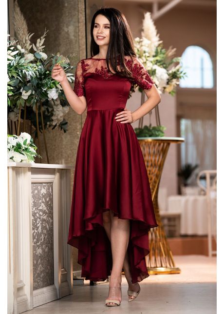 Rochie de ocazie bordo asimetrica cu broderie pretioasa
