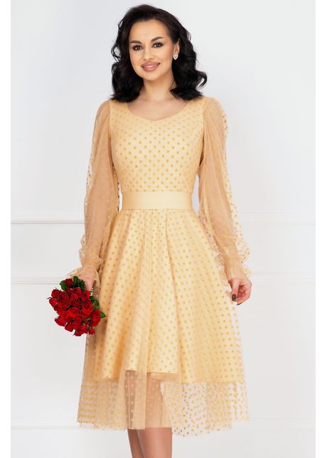 Rochie de ocazie crem acoperita de tulle cu buline