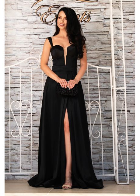 Rochie de seara lunga Yennifer neagra cu crapatura pe picior