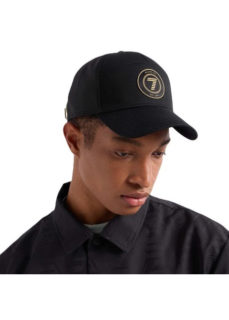 Sapca ea7 u cap