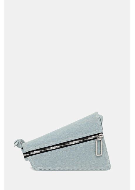 Sisley po et 66ndwy055